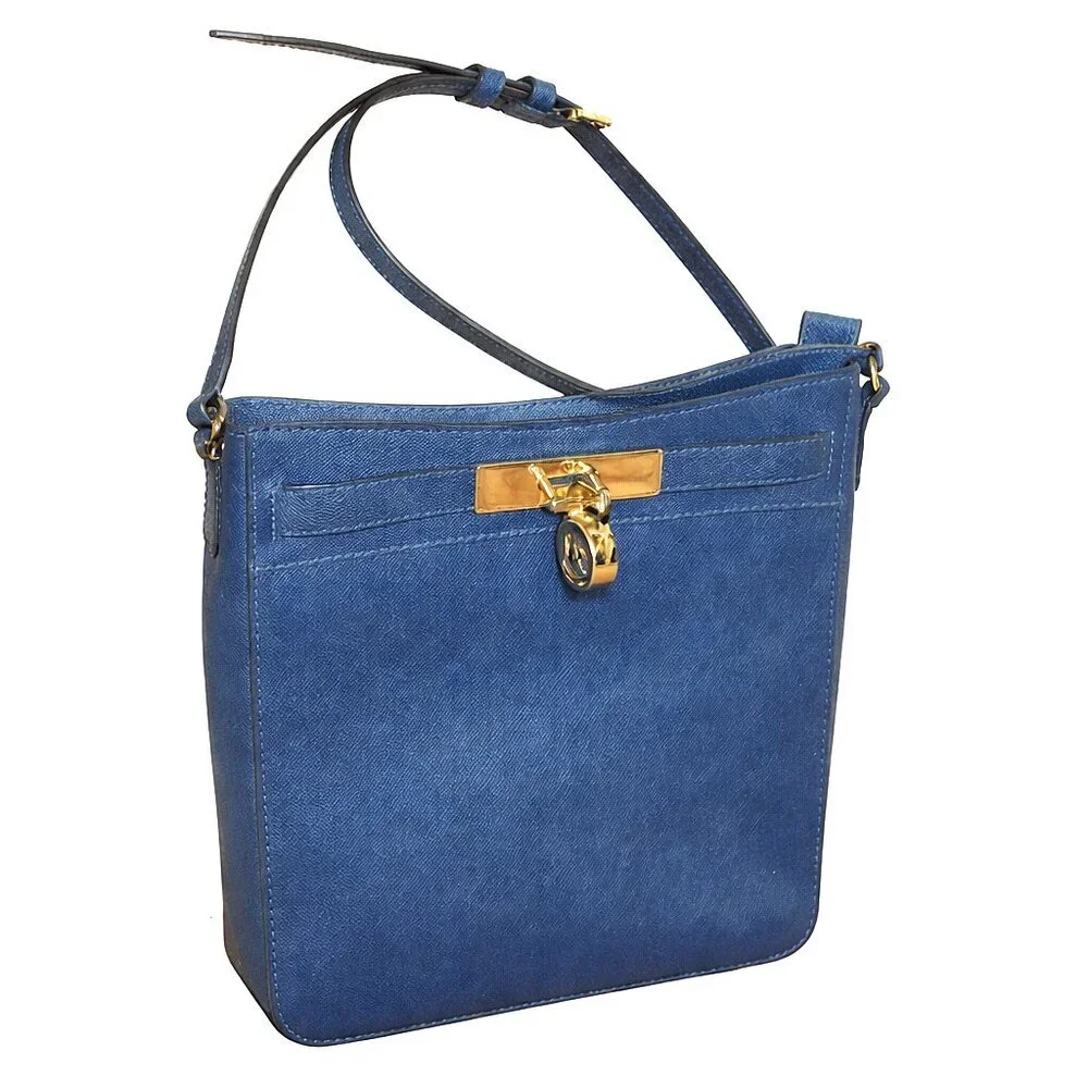 Michael Kors Hamilton Travelers Navy  Cross Body Messenger Matching Wallet